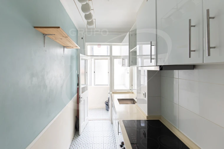 Apartamento T2 para Arrendamento em Bonfim Foto 4