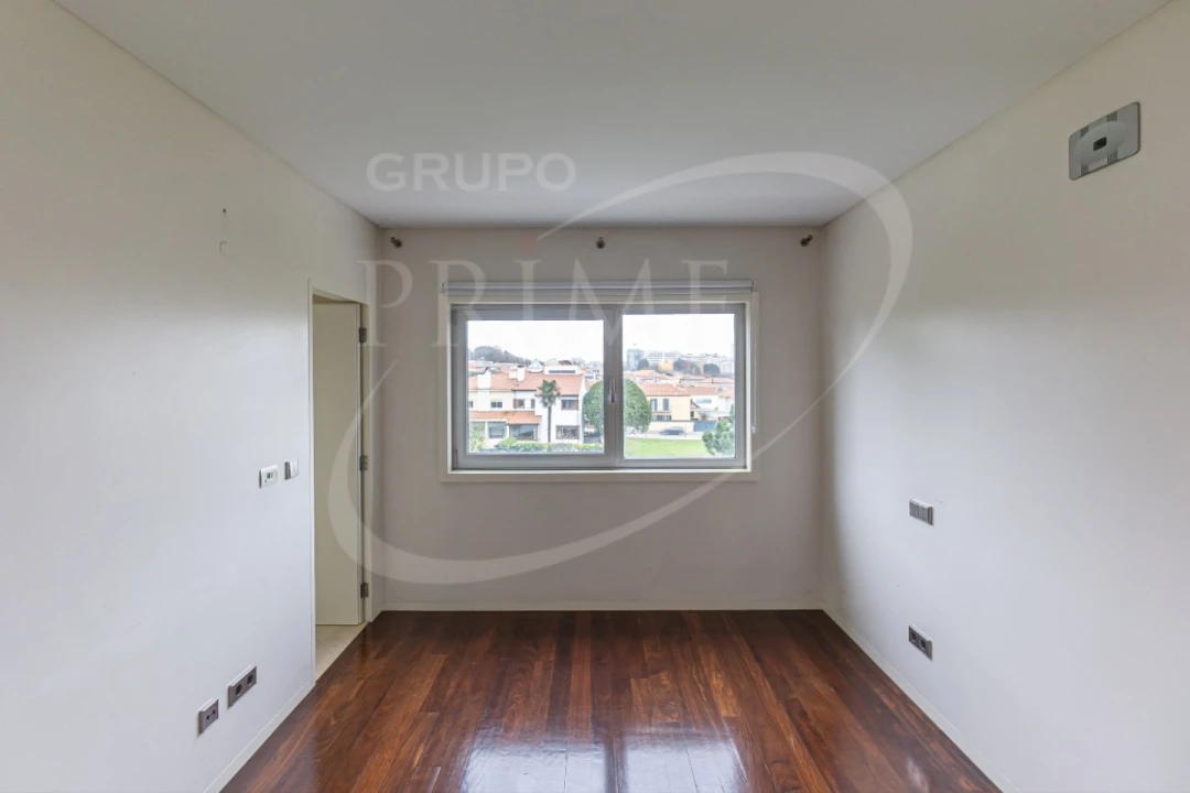 Apartamento T2 para Venda em Aldoar, Foz do Douro e Nevogilde Foto 24