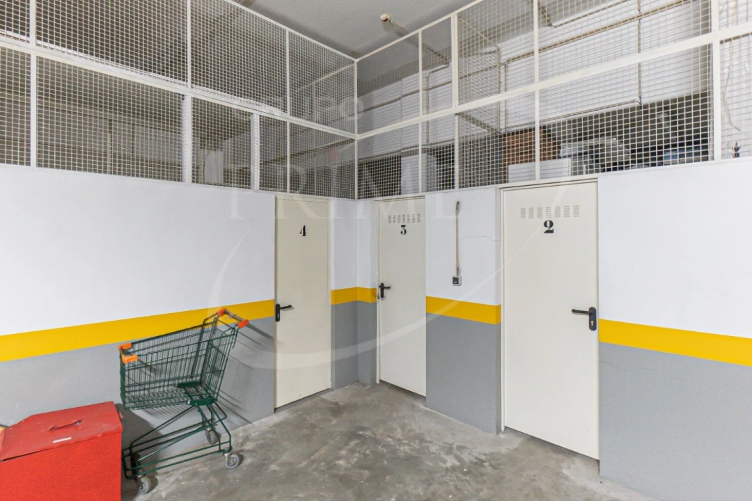 Apartamento T2 para Venda em Aldoar, Foz do Douro e Nevogilde Foto 36