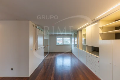 Apartamento T2 para Venda em Aldoar, Foz do Douro e Nevogilde