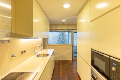 Apartamento T2 para Venda em Aldoar, Foz do Douro e Nevogilde