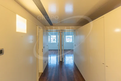 Apartamento T2 para Venda em Aldoar, Foz do Douro e Nevogilde