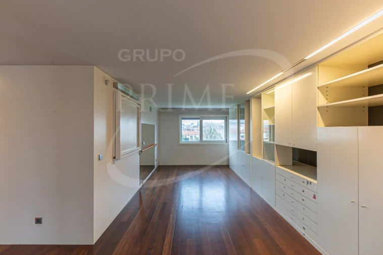 Apartamento T2 para Venda em Aldoar, Foz do Douro e Nevogilde Foto 10