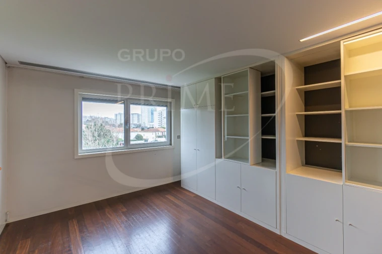 Apartamento T2 para Venda em Aldoar, Foz do Douro e Nevogilde Foto 14