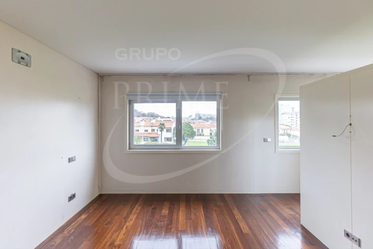Apartamento T2 para Venda em Aldoar, Foz do Douro e Nevogilde Foto 28