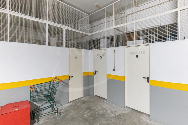 Apartamento T2 para Venda em Aldoar, Foz do Douro e Nevogilde Foto 36