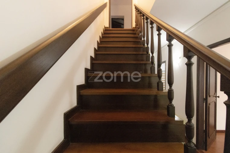 Moradia T4 para Venda em Braga (São José de São Lázaro e São João do Souto) Foto 27