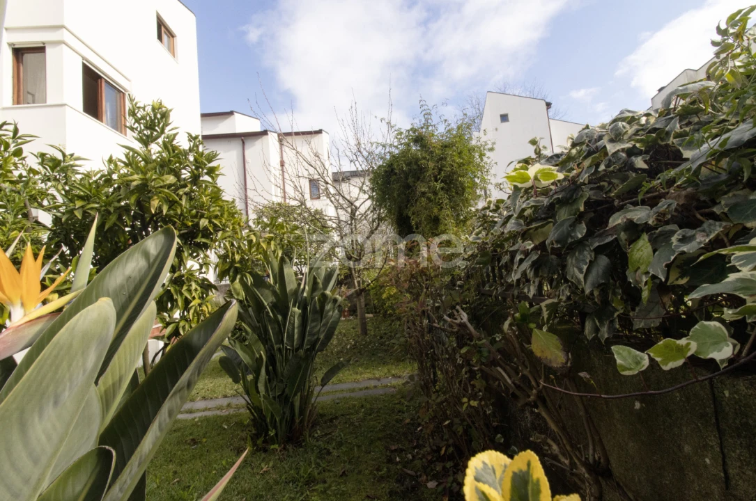 Moradia T4 para Venda em Braga (São José de São Lázaro e São João do Souto) Foto 12