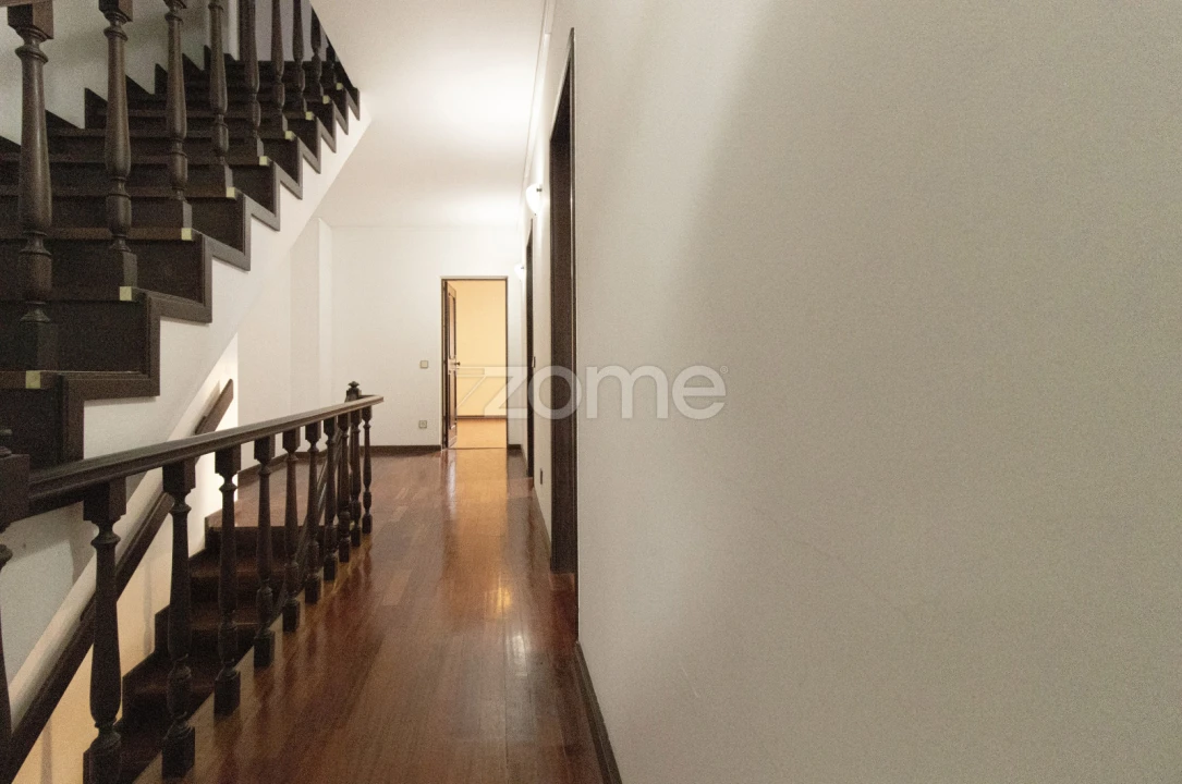 Moradia T4 para Venda em Braga (São José de São Lázaro e São João do Souto) Foto 45