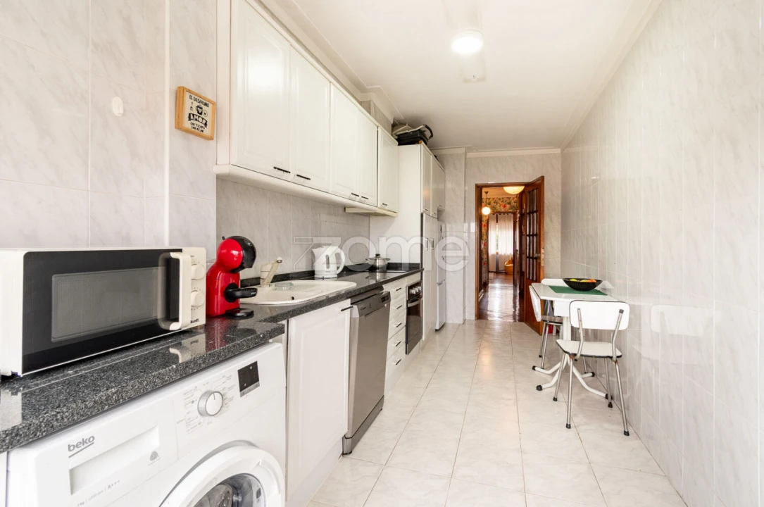 Apartamento T1 para Arrendamento em Santa Marinha e São Pedro da Afurada Foto 7