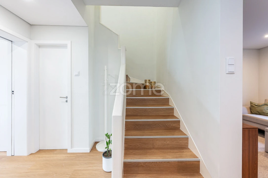 Moradia T3 para Venda em Rio Tinto Foto 16