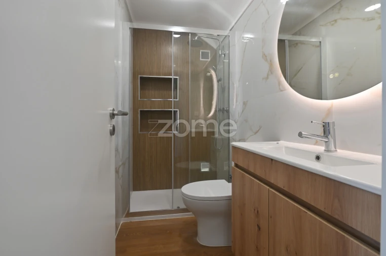 Apartamento T2 para Arrendamento em Avenidas Novas Foto 15