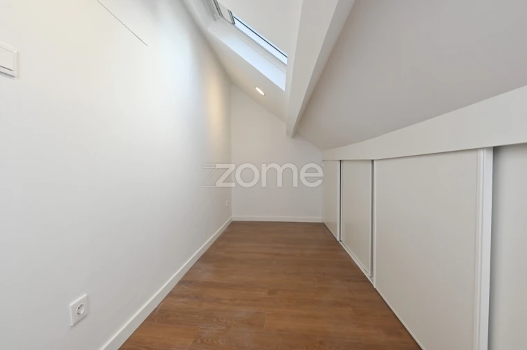 Apartamento T2 para Arrendamento em Avenidas Novas Foto 19