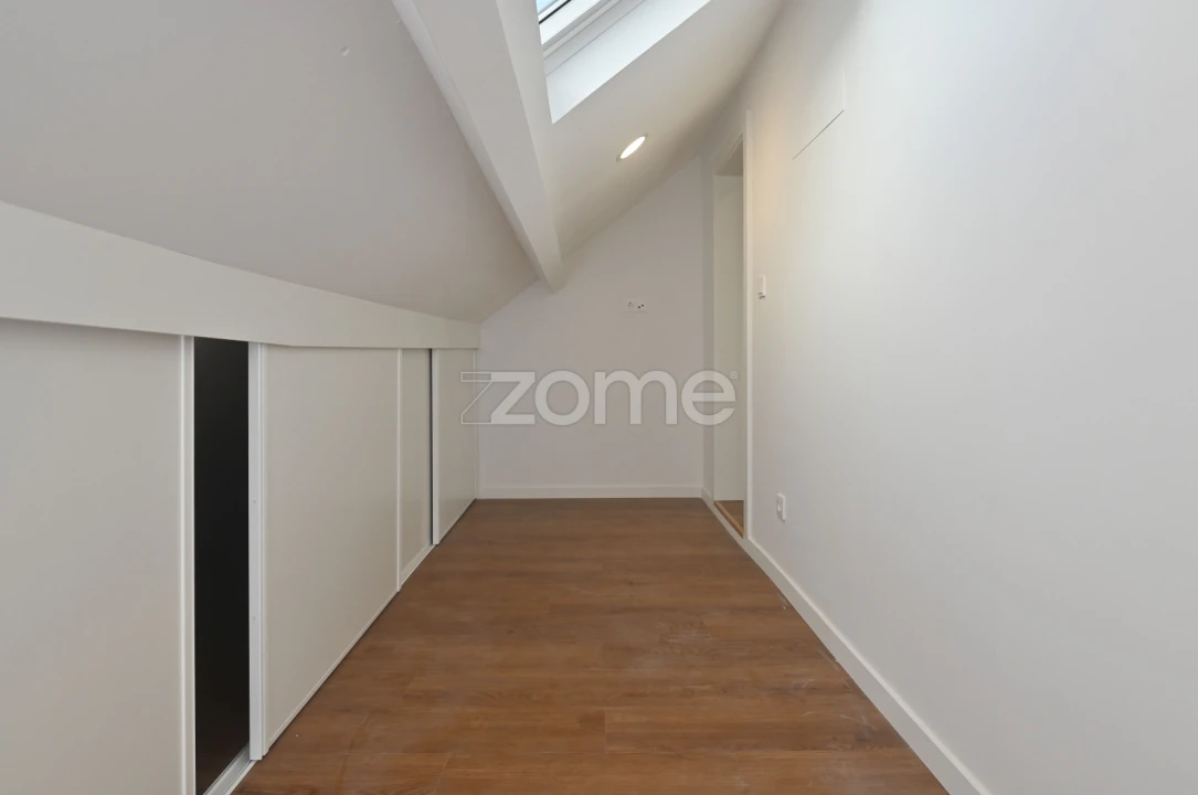 Apartamento T2 para Arrendamento em Avenidas Novas Foto 20