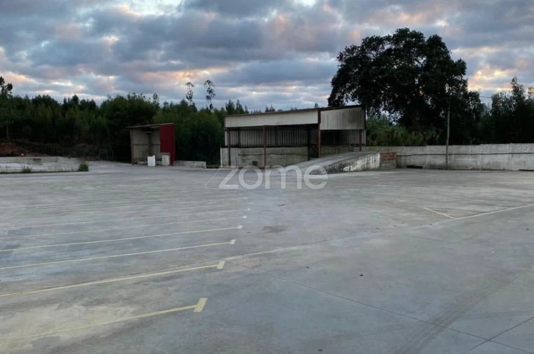 Terreno Comércio / Armazém para Venda em Maxial e Monte Redondo Foto 18