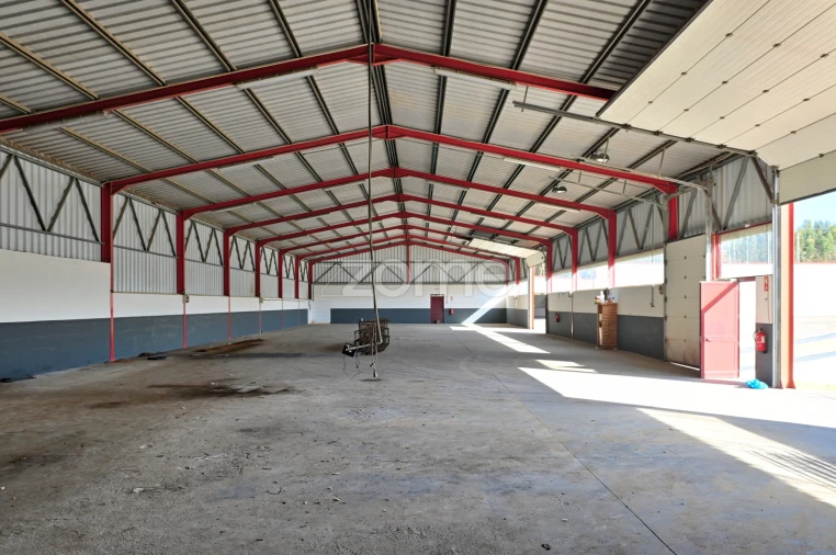 Terreno Comércio / Armazém para Venda em Maxial e Monte Redondo Foto 11