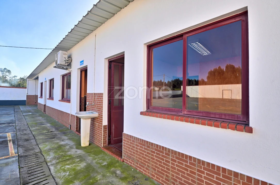 Terreno Comércio / Armazém para Venda em Maxial e Monte Redondo Foto 21