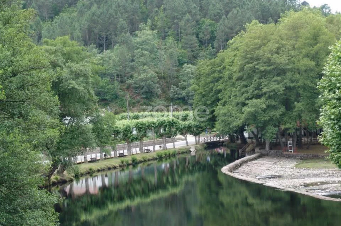 Moradia T15 para Venda em Sandomil Foto 23