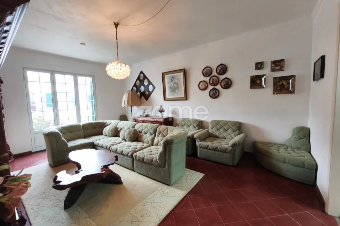 Moradia T3 para Venda em Pico da Pedra Foto 4