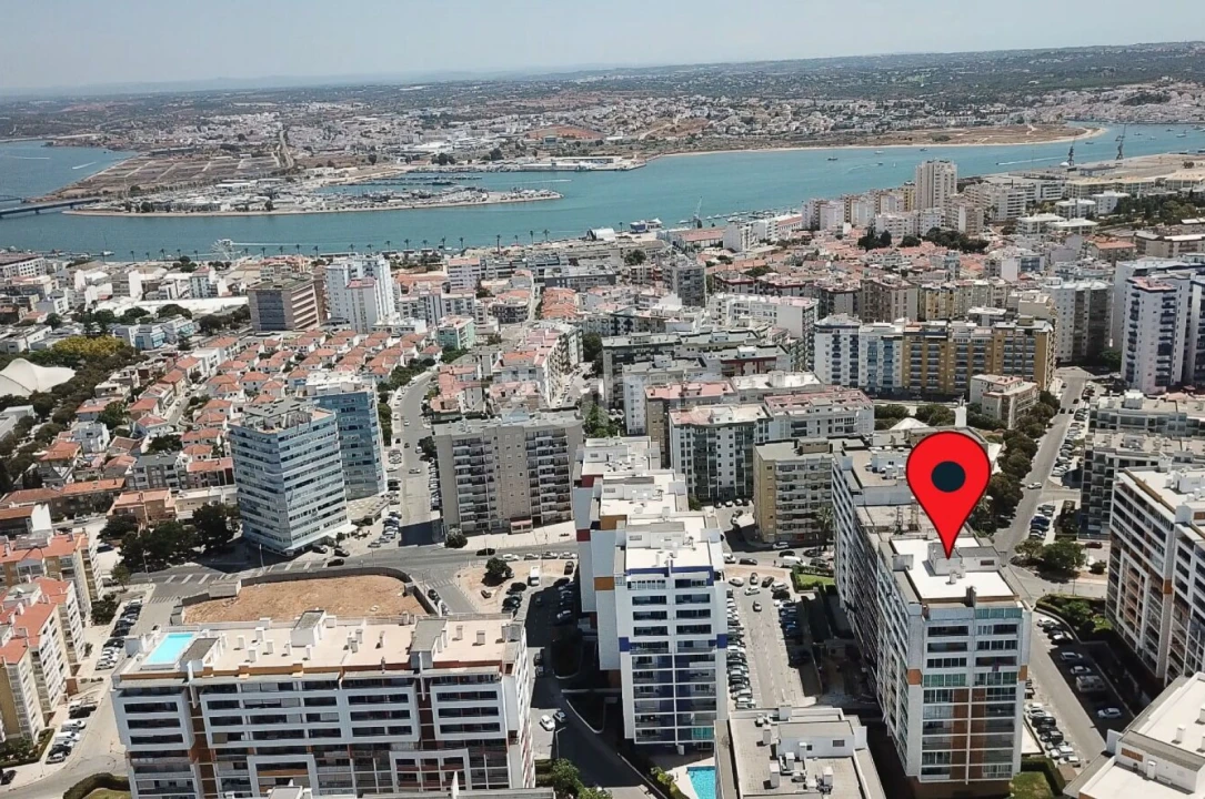 Garagem para Venda em Portimão Foto 3