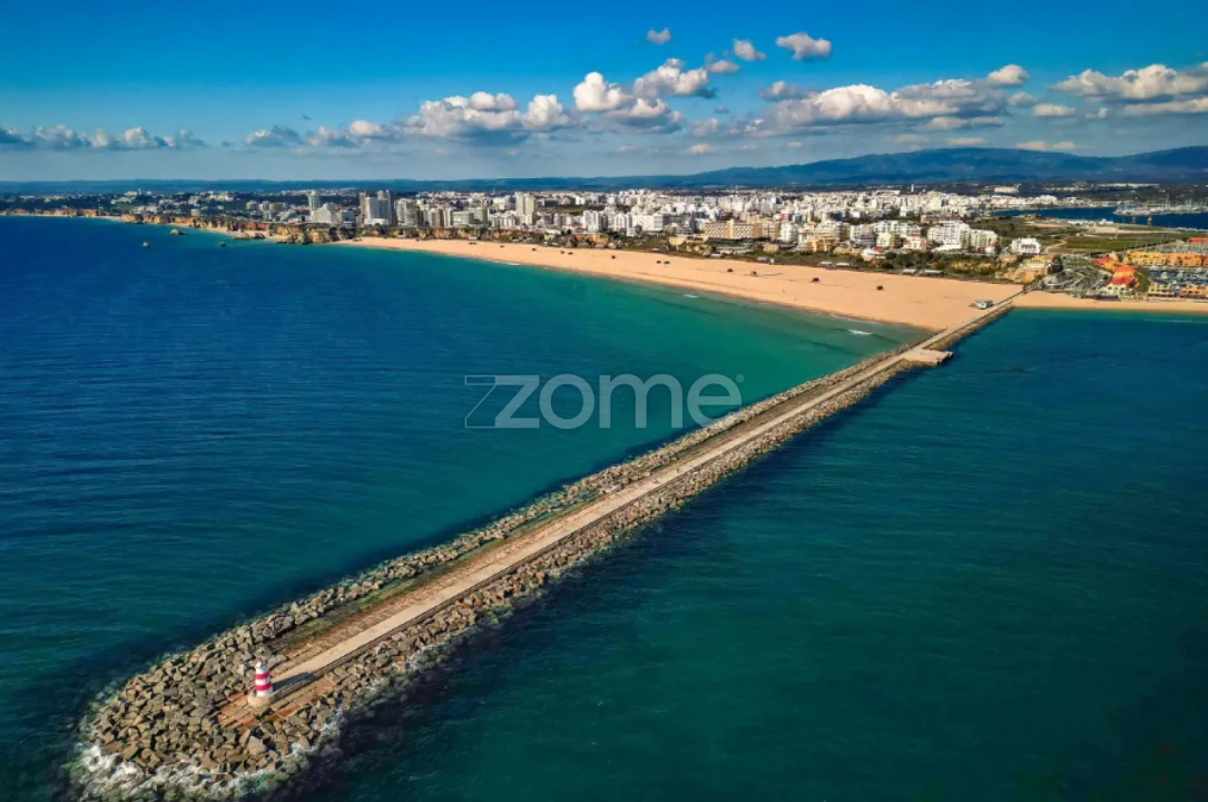 Garagem para Venda em Portimão Foto 8