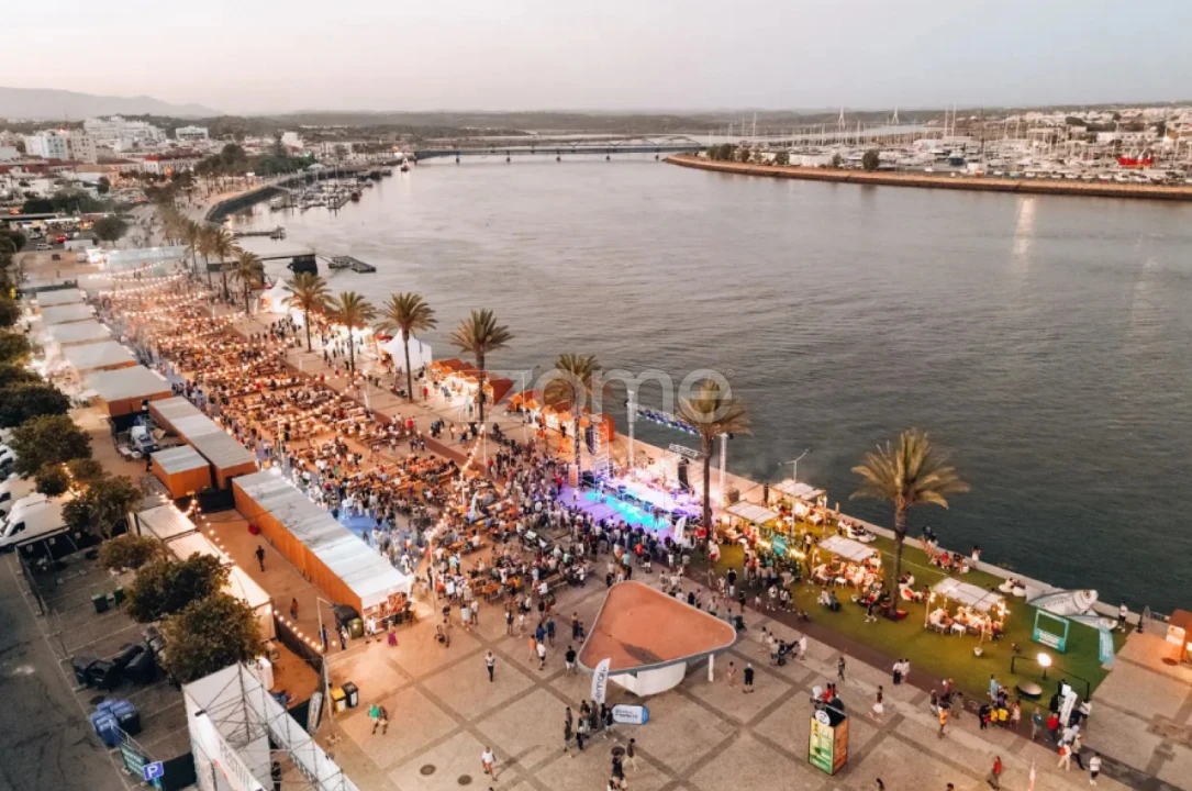 Garagem para Venda em Portimão Foto 13