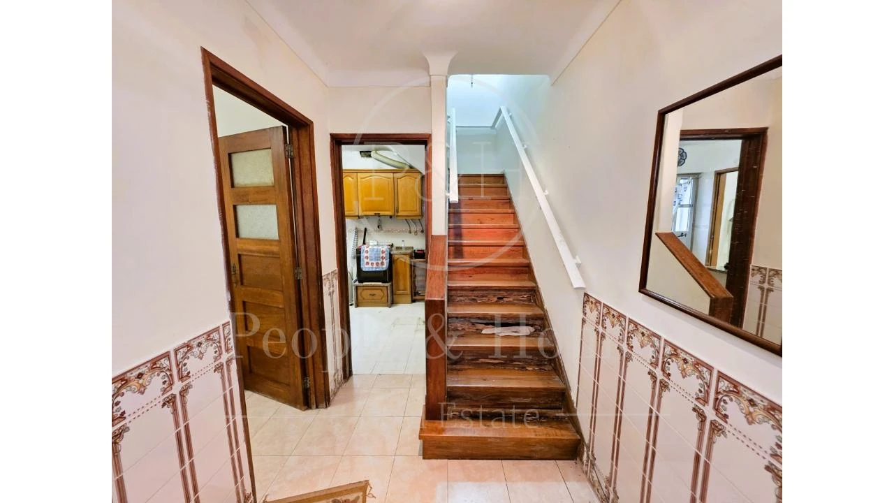 Moradia T3 para Venda em Benfica Foto 11