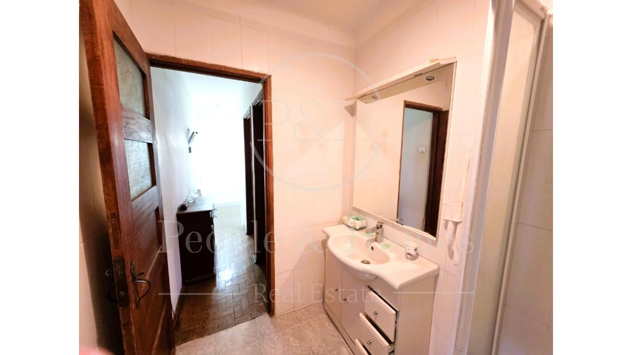 Moradia T3 para Venda em Benfica Foto 26