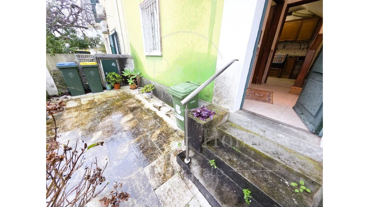 Moradia T3 para Venda em Benfica Foto 10