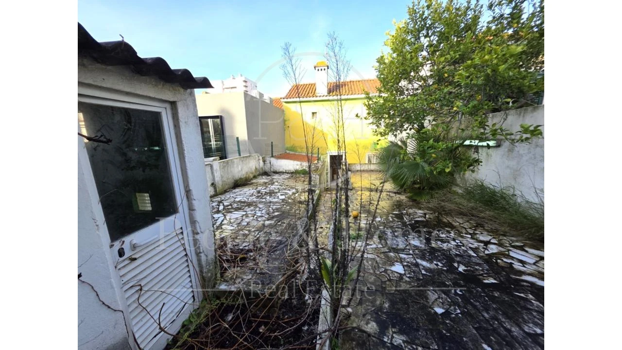 Moradia T3 para Venda em Benfica Foto 8