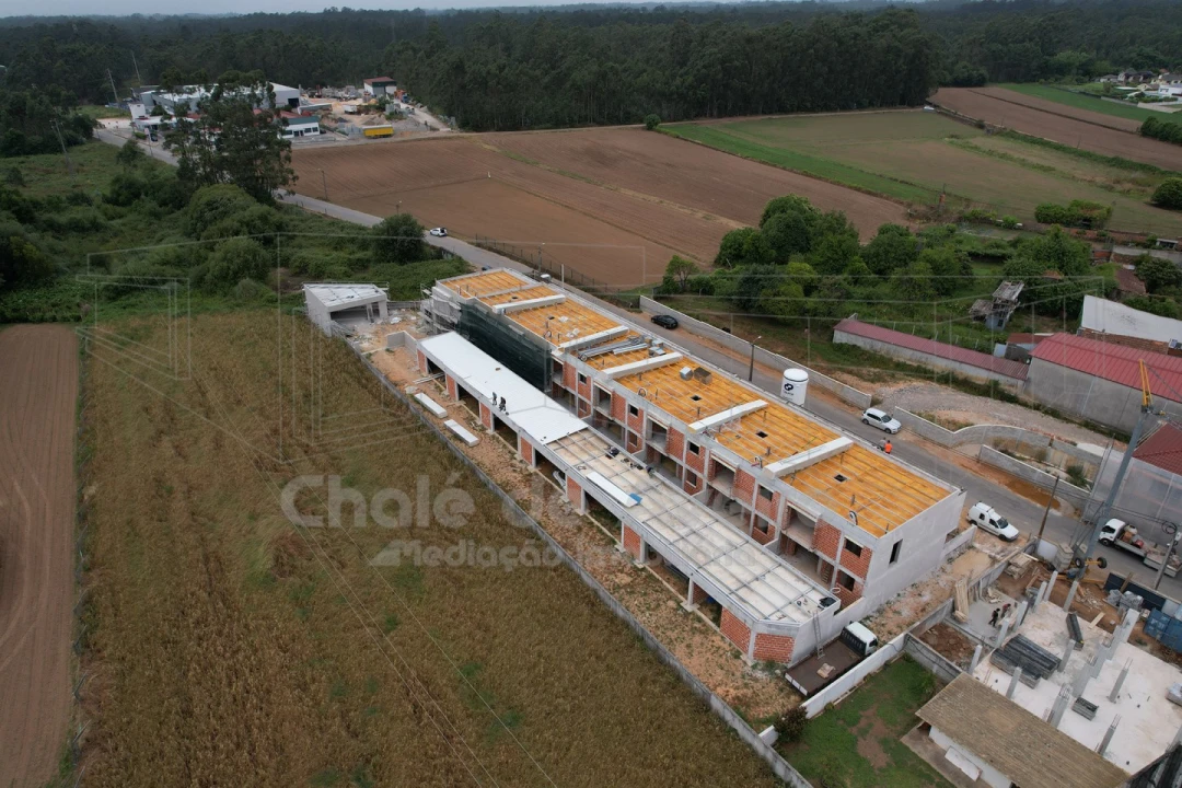 Moradia T3 para Venda em Loureiro Foto 7