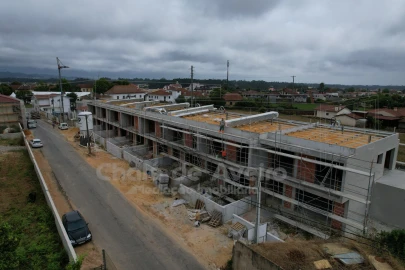 Moradia T3 para Venda em Loureiro