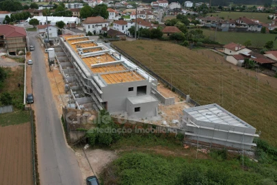Moradia T3 para Venda em Loureiro