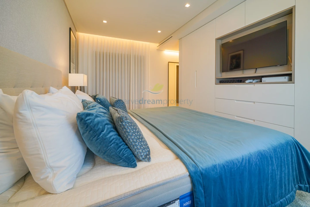 Moradia T5 para Venda em Albufeira e Olhos de Água Foto 27