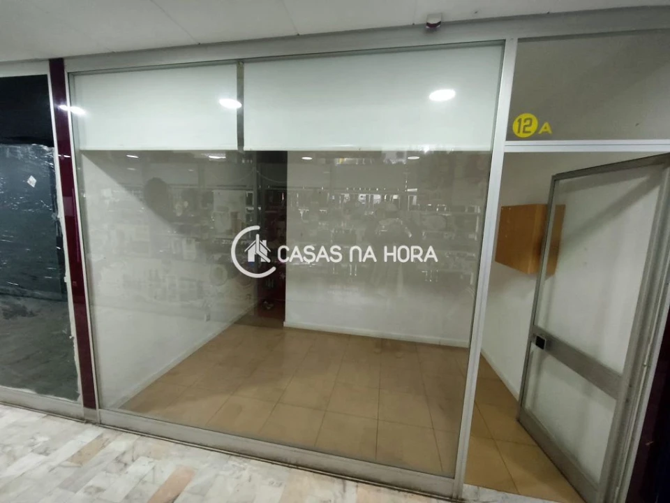 Loja para Venda em Algueirão-Mem Martins Foto 2