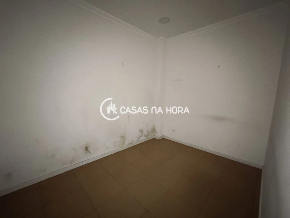 Loja para Venda em Algueirão-Mem Martins Foto 15