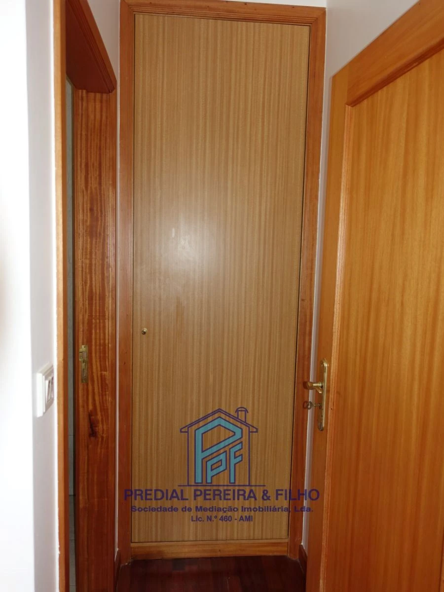 Apartamento T2 para Arrendamento em Rio Tinto Foto 17