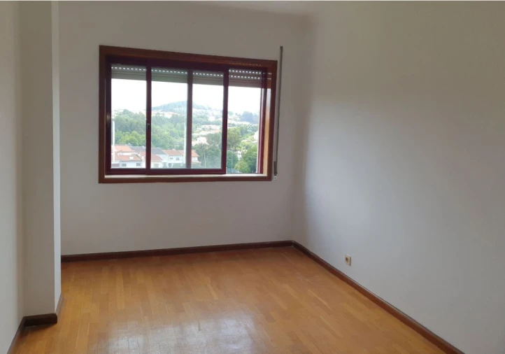 Apartamento T2 para Venda em Arcozelo Foto 7