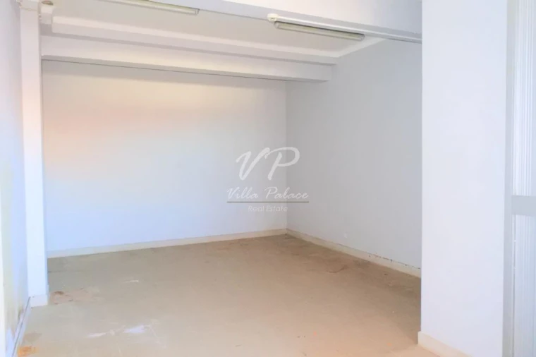 Loja para Venda em Santo António dos Cavaleiros e Frielas Foto 11