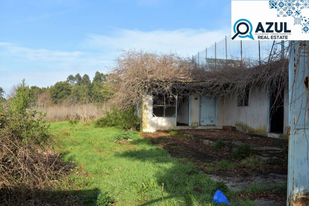 Moradia T7 para Venda em Arrifana Foto 16