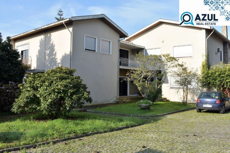 Moradia T7 para Venda em Arrifana Foto 2