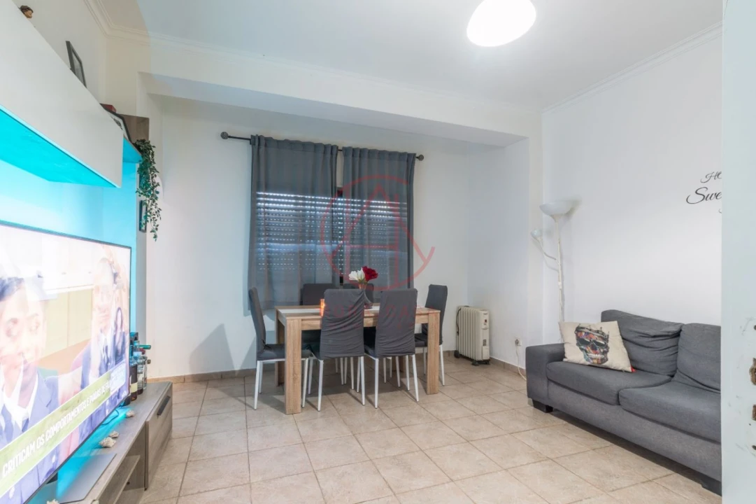 Apartamento T1 para Venda em Alto do Seixalinho, Santo André e Verderena Foto 3