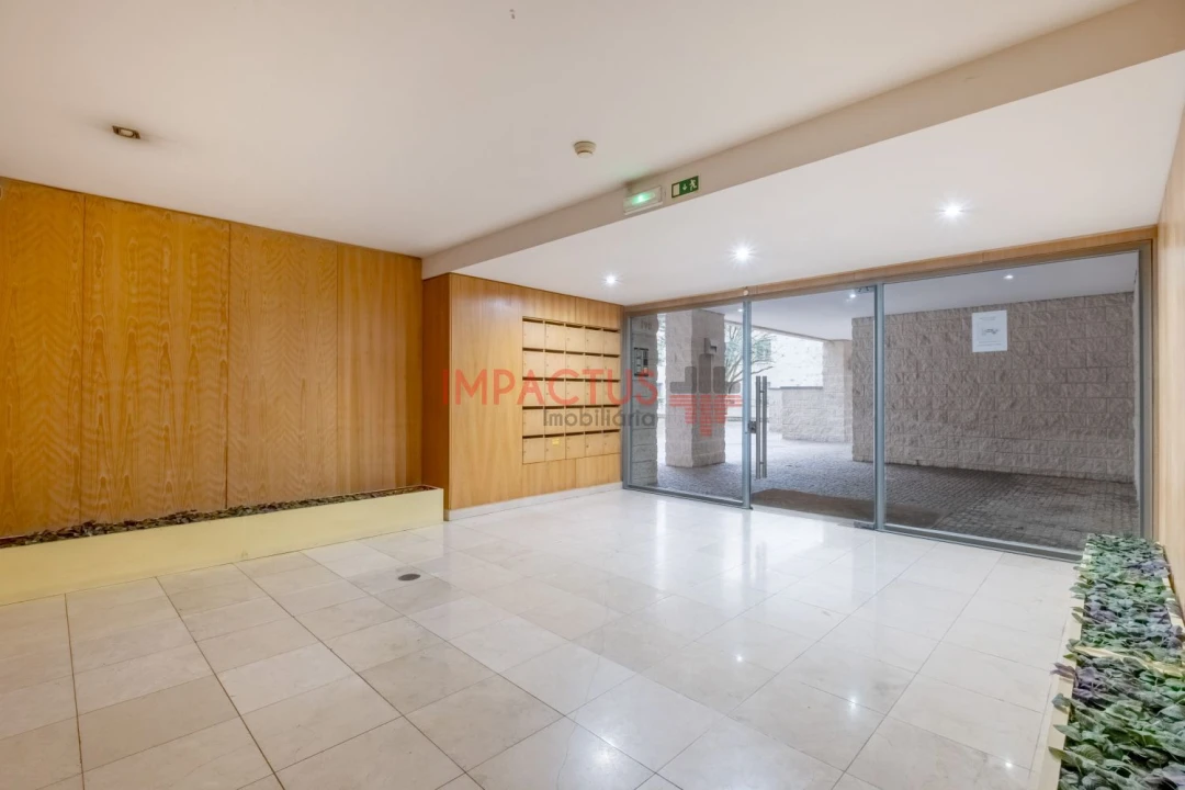 Apartamento T2 para Venda em Vila Nova da Telha Foto 27