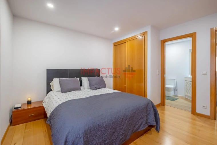 Apartamento T2 para Venda em Vila Nova da Telha Foto 24