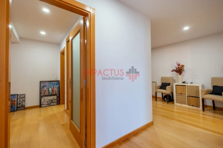 Apartamento T2 para Venda em Vila Nova da Telha Foto 15