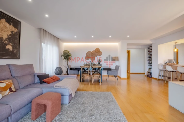 Apartamento T2 para Venda em Vila Nova da Telha Foto 2