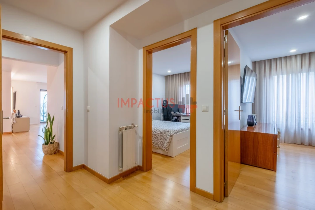 Apartamento T2 para Venda em Vila Nova da Telha Foto 19