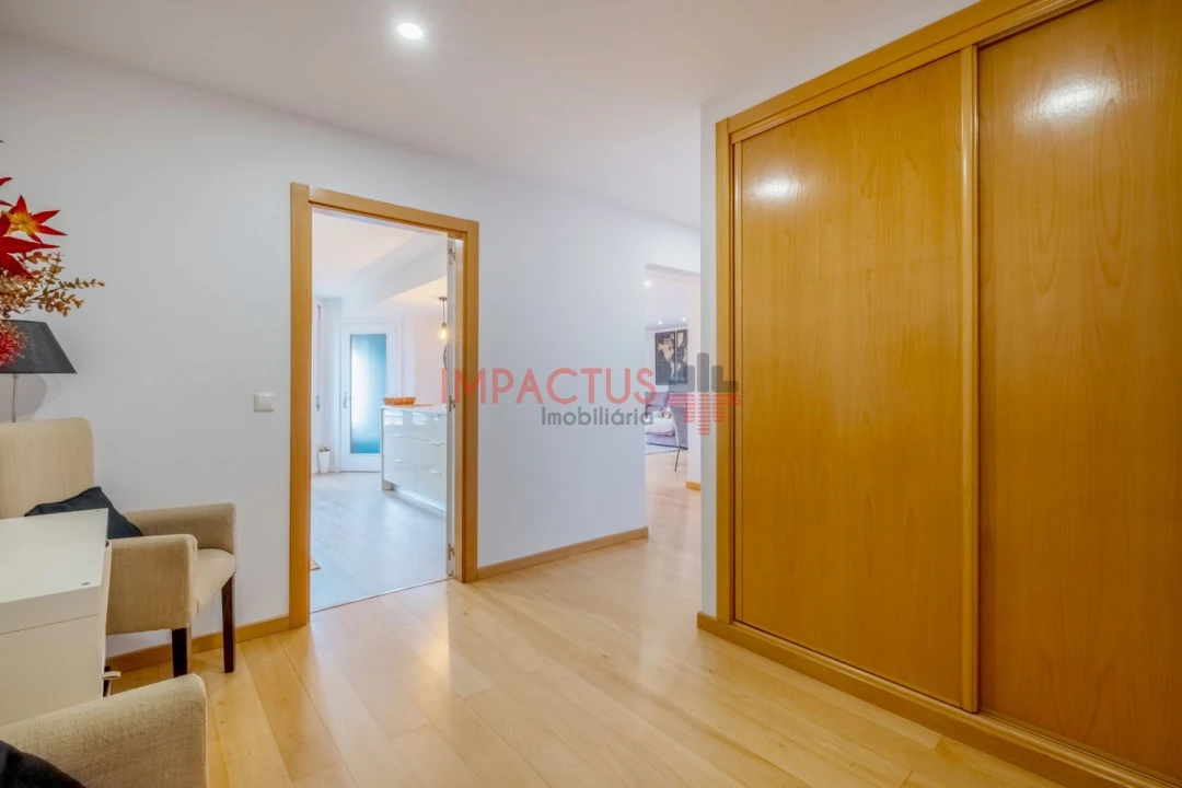 Apartamento T2 para Venda em Vila Nova da Telha Foto 16