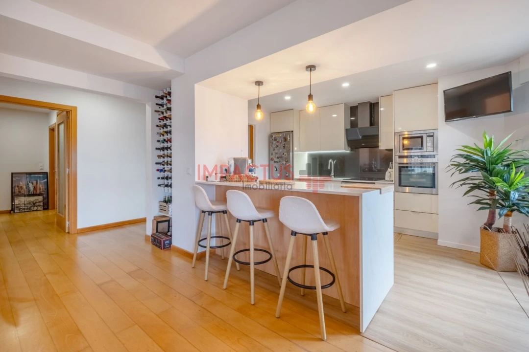 Apartamento T2 para Venda em Vila Nova da Telha Foto 10