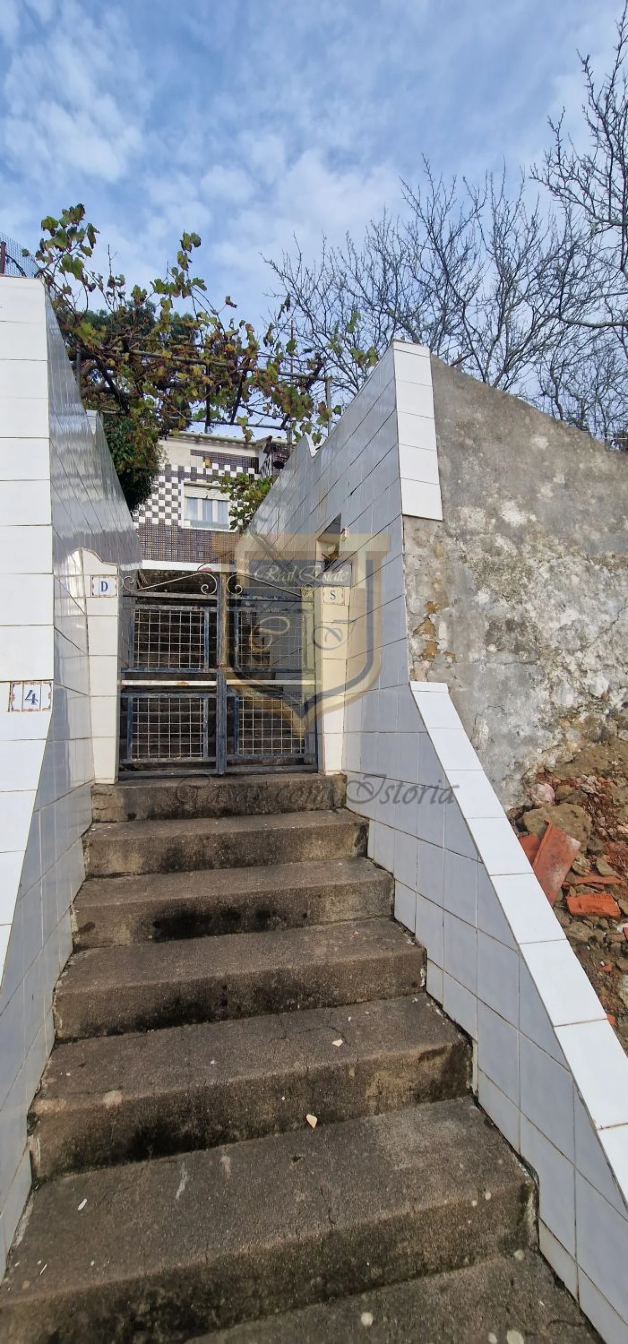 Moradia T3 para Venda em Carvoeira e Carmões Foto 6